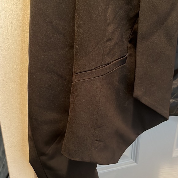Black blazer New York and company size small - Picture 2 of 5